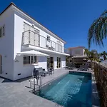 No.7 Athena Villa, Pernera Βίλα Παραλίμνι