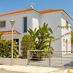 Βίλα No.7 Athena Villa, Pernera *