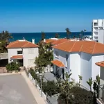 Βίλα No.7 Athena Villa, Pernera *