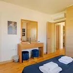 No.7 Athena Villa, Pernera *