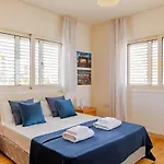 Βίλα No.7 Athena Villa, Pernera
