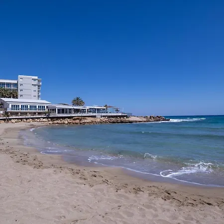 Βίλα No.7 Athena Villa, Pernera Παραλίμνι