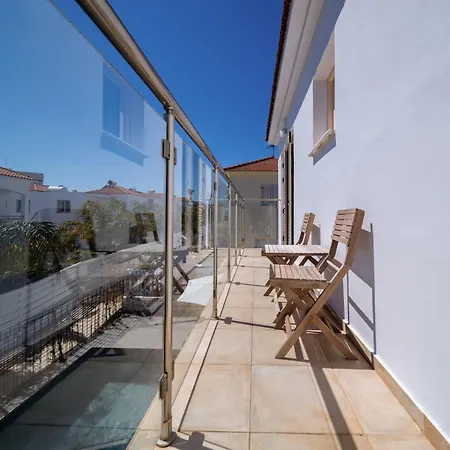 Βίλα No.7 Athena Villa, Pernera Παραλίμνι