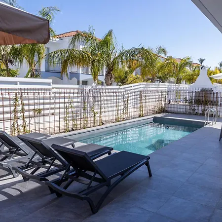 No.7 Athena Villa, Pernera *