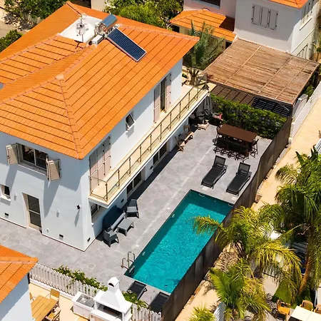 No.7 Athena Villa, Pernera Вилла *