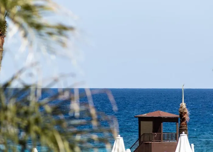 Vila No.7 Athena Villa, Pernera *