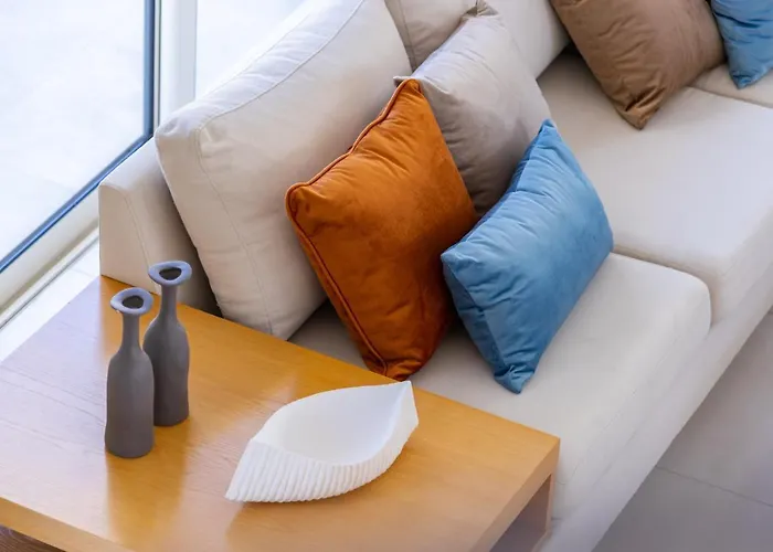 No.7 Athena Villa, Pernera *